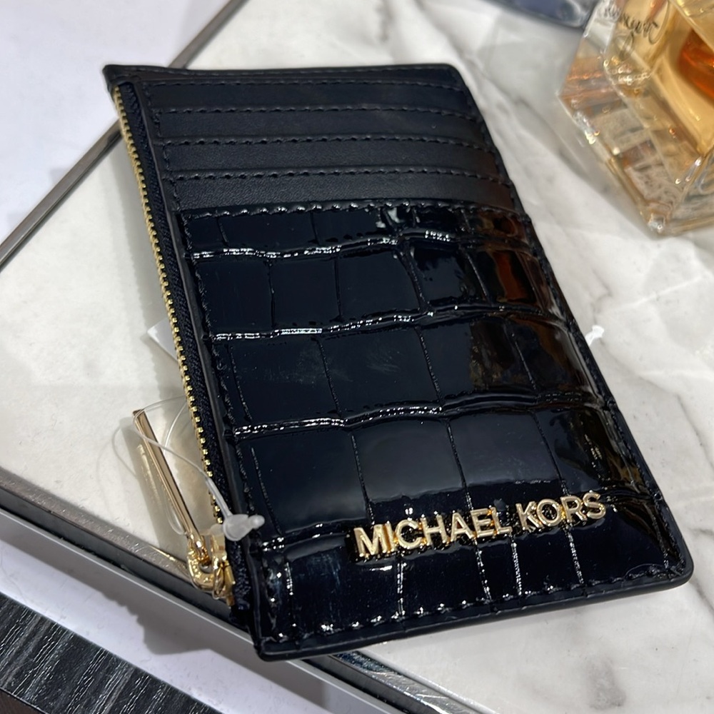 MICHAEL KORS JET SET TRAVEL MEDIUM TZ CARD CASE IN BLACK CROCODILE
NWT - Picture 13 of 16